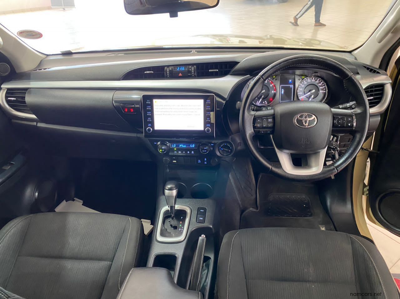 2022 Toyota HILUX 2.8GD-6 4X4 AT D/C pictures