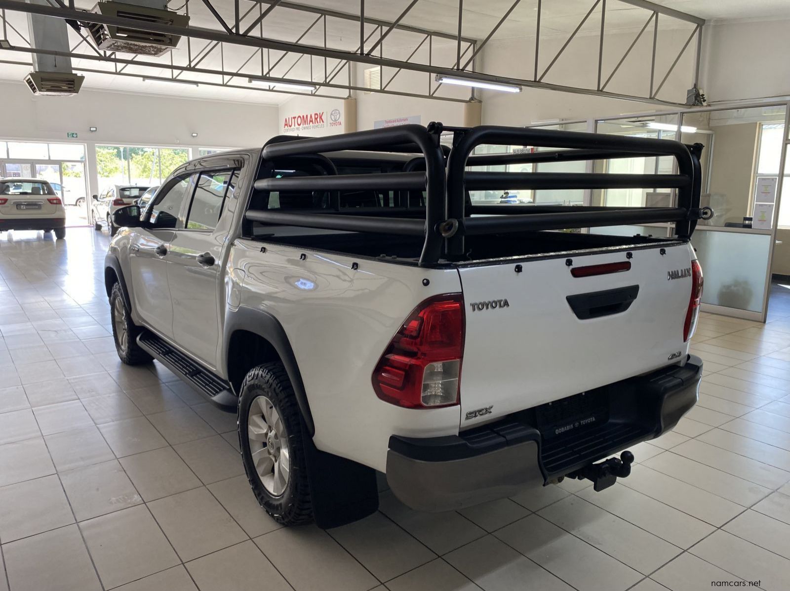 2018 Toyota HILUX  2.4 AT 4x4 SRX pictures