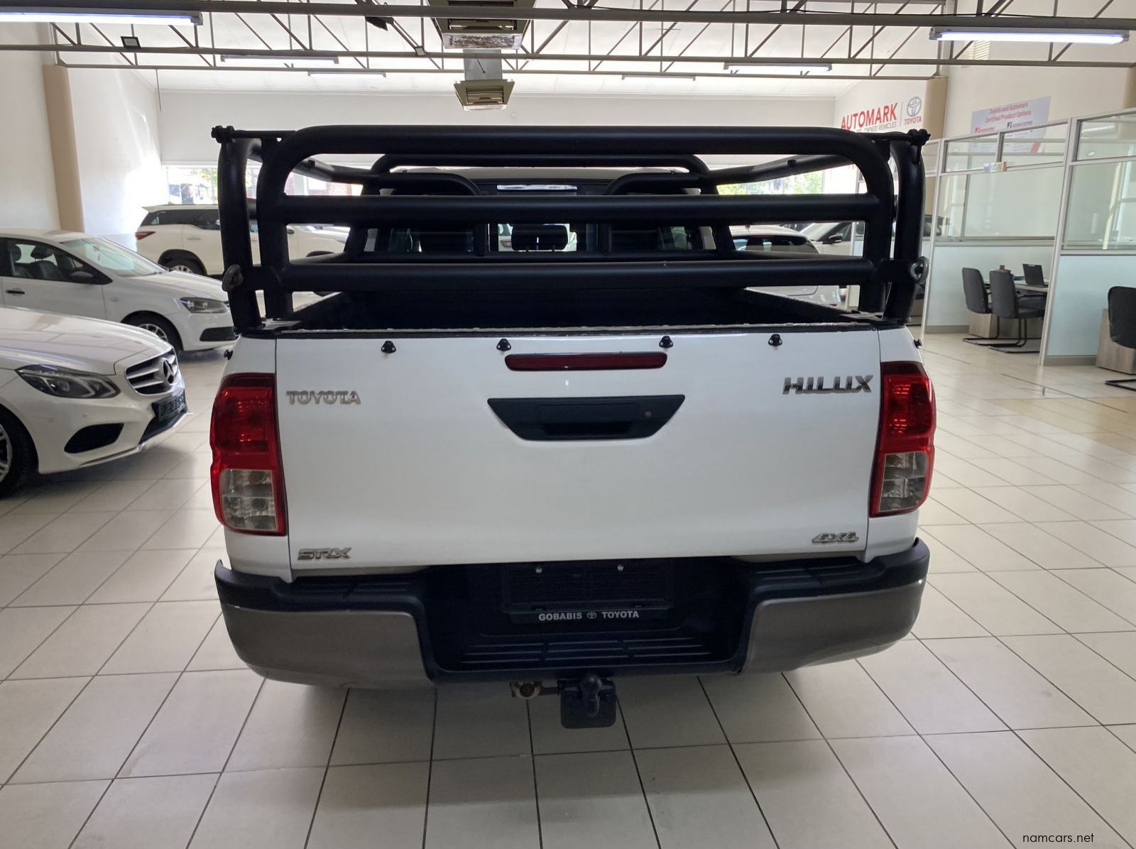 2018 Toyota HILUX  2.4 AT 4x4 SRX pictures