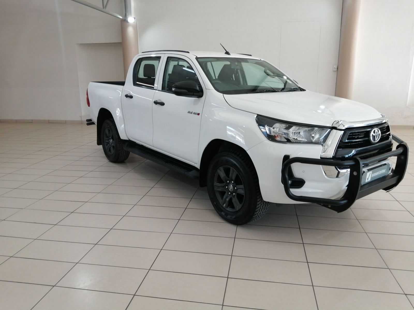 Used Toyota Hilux 2.4 D/C 4x4 AT  for sale in Windhoek, Walvis Bay, Okahandja, Gobabis, Mariental, Otjiwarongo, Ongwediva, Namibia