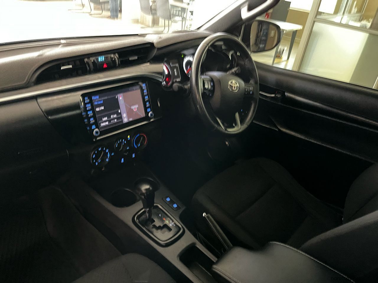 2020 Toyota HILUX singlecab 2x4 legend 50 pictures