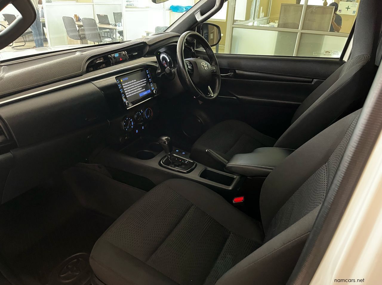 2020 Toyota HILUX singlecab 2x4 legend 50 pictures