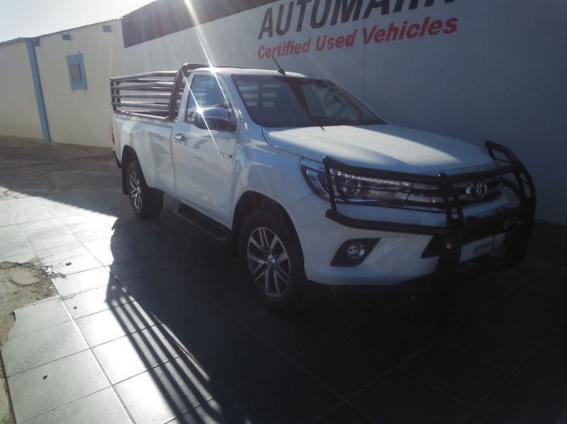 2018 Toyota HILUX pictures