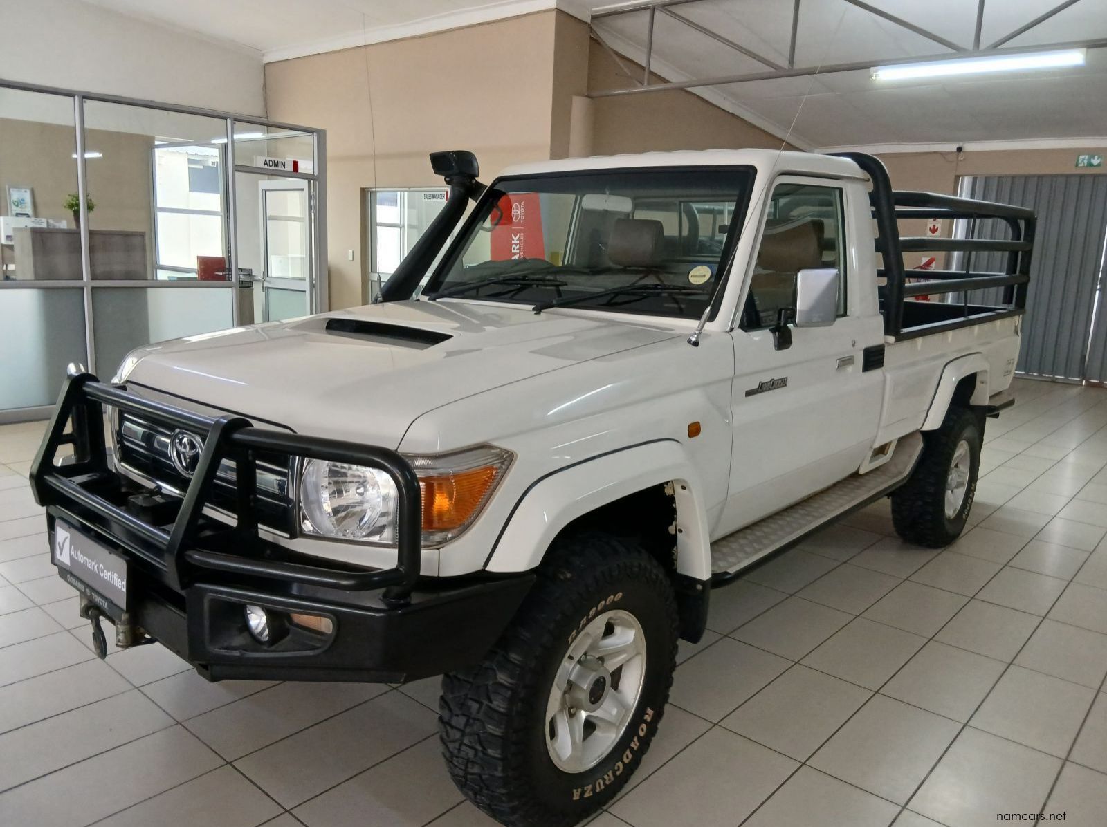 2015 Toyota Land Cruiser 4.5 V8  S/C pictures