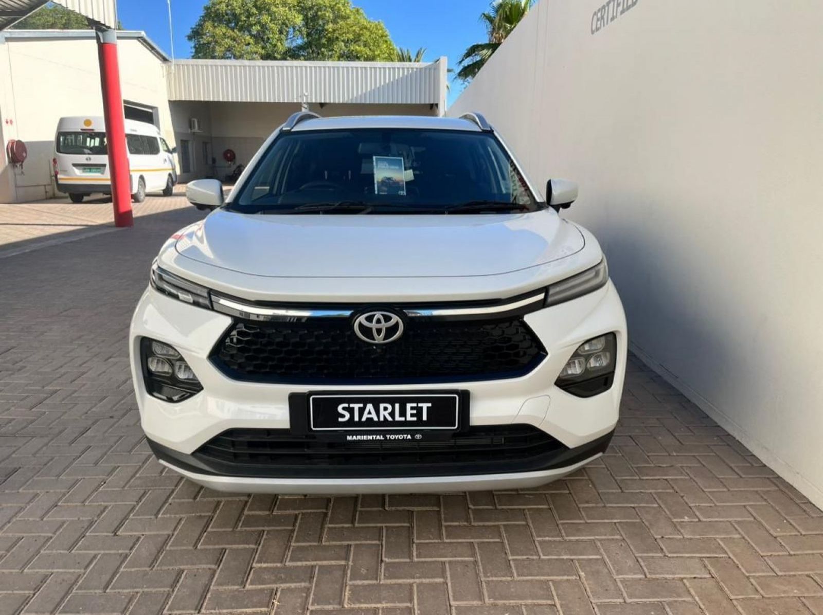 2025 Toyota Starlet Cross 1.5 XR AT pictures