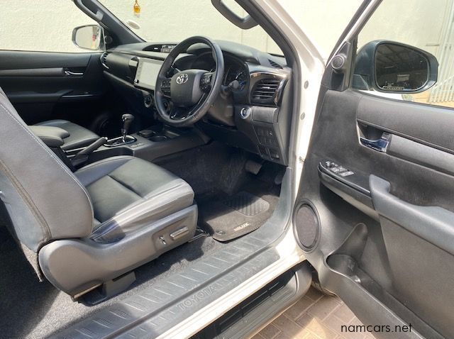 2024 Toyota Hilux XC 2.8GD6 4X4 LGD AT pictures