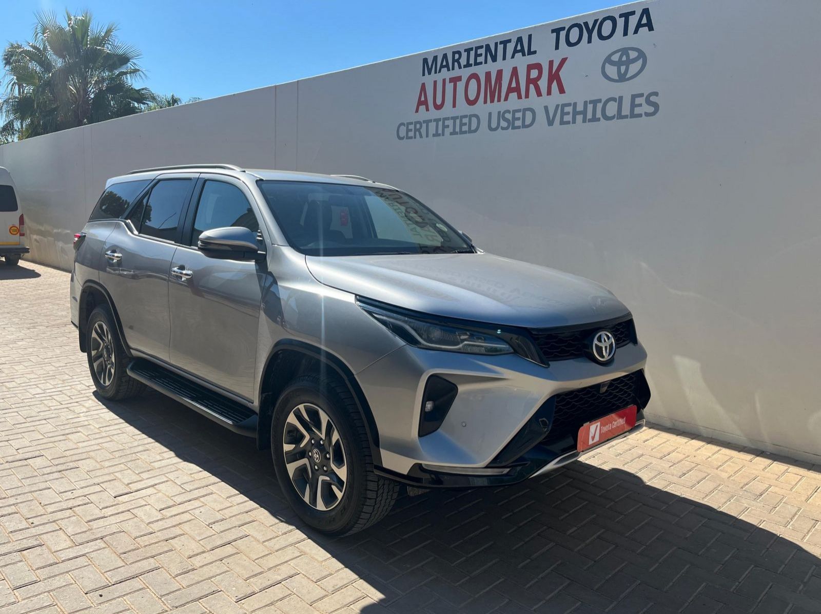 Used Toyota FORTUNER 2.4 4X4 AT for sale in Windhoek, Walvis Bay, Okahandja, Gobabis, Mariental, Otjiwarongo, Ongwediva, Namibia