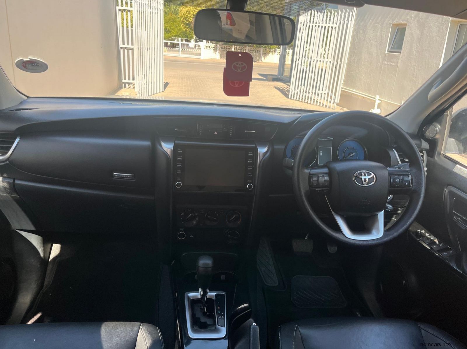 2024 Toyota FORTUNER 2.4 4X4 AT pictures