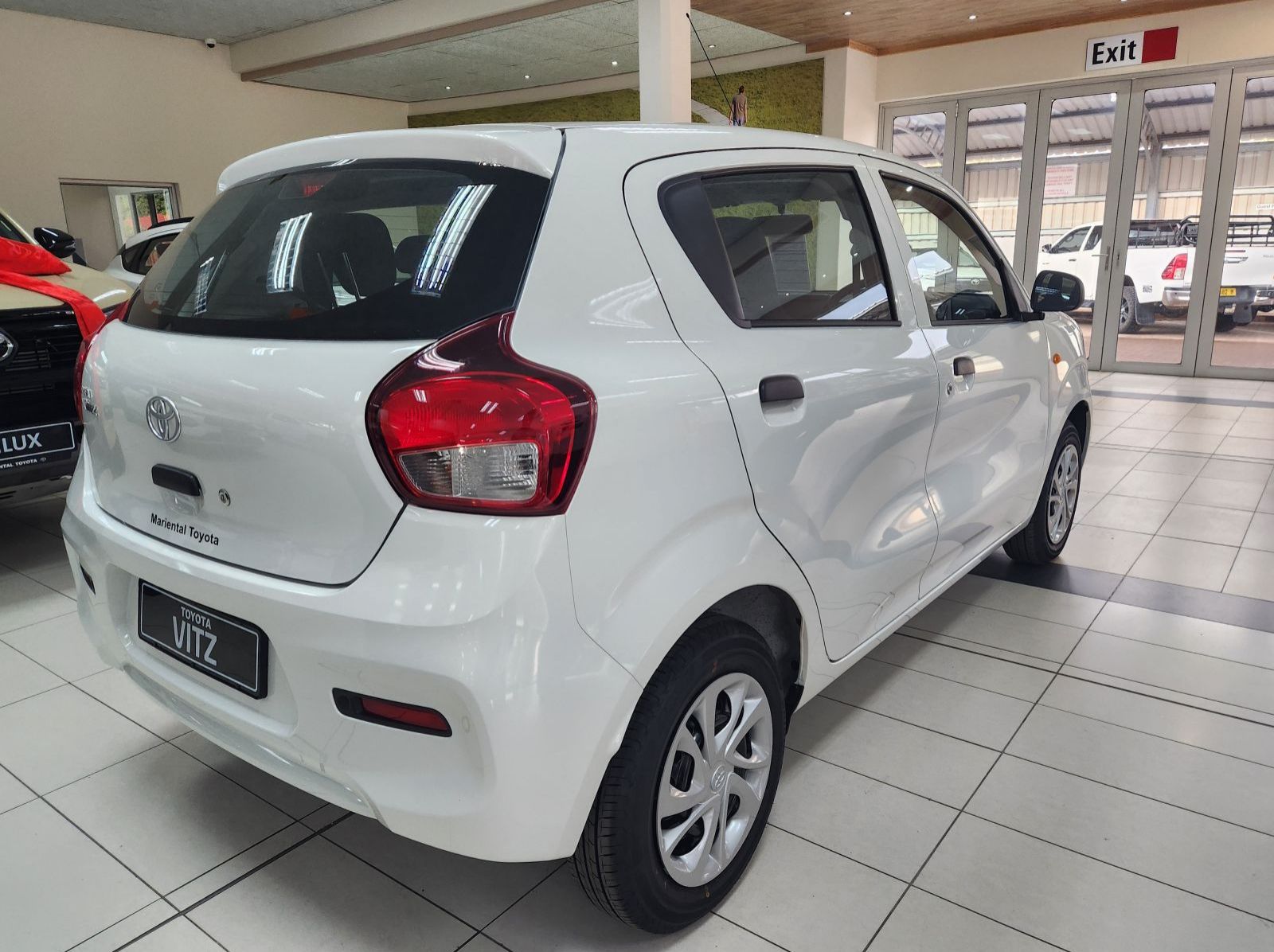 2026 Toyota Vitz 1.0 MT pictures
