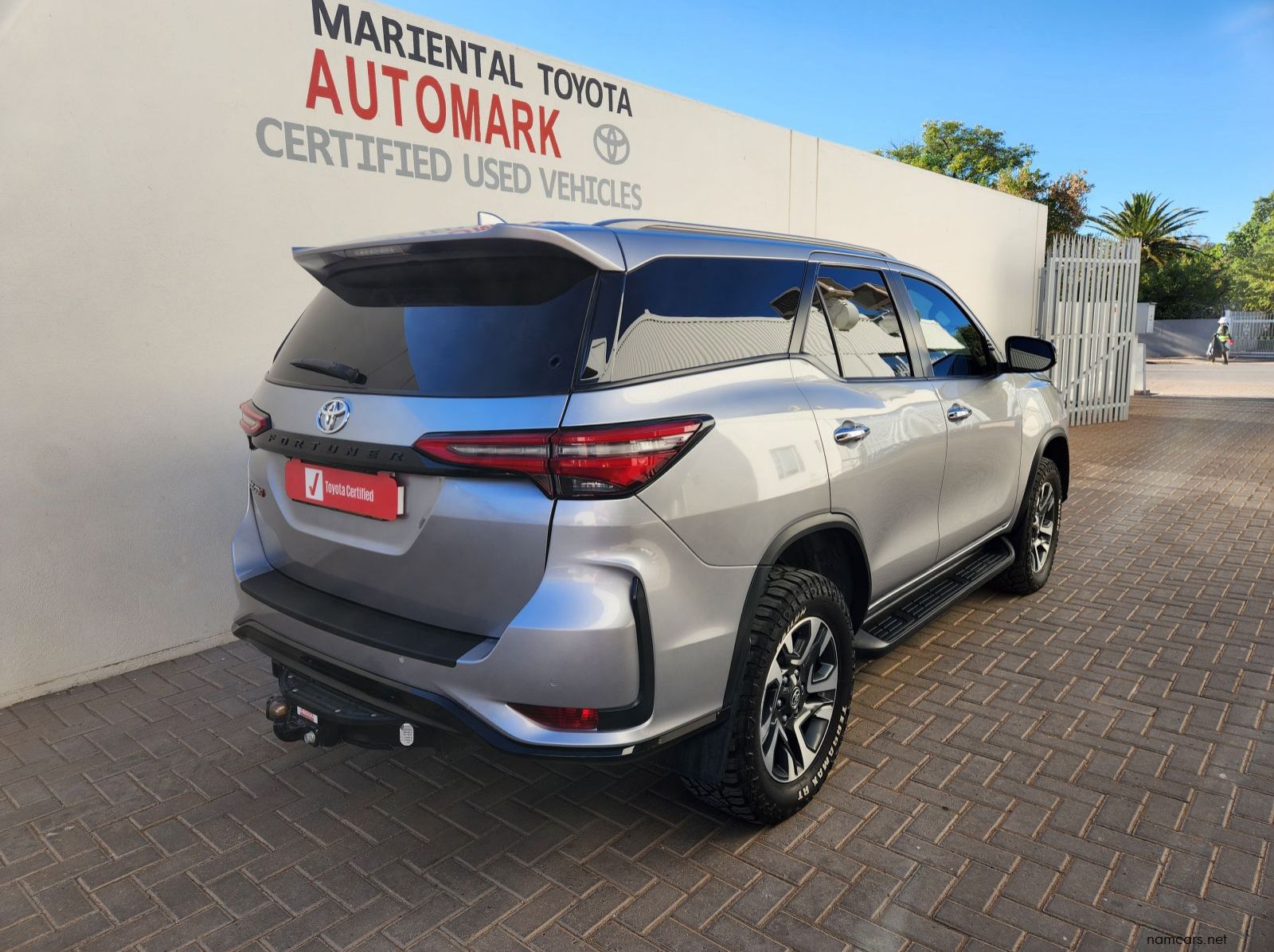 2023 Toyota Fortuner 2.8GD6 4x2 AT pictures