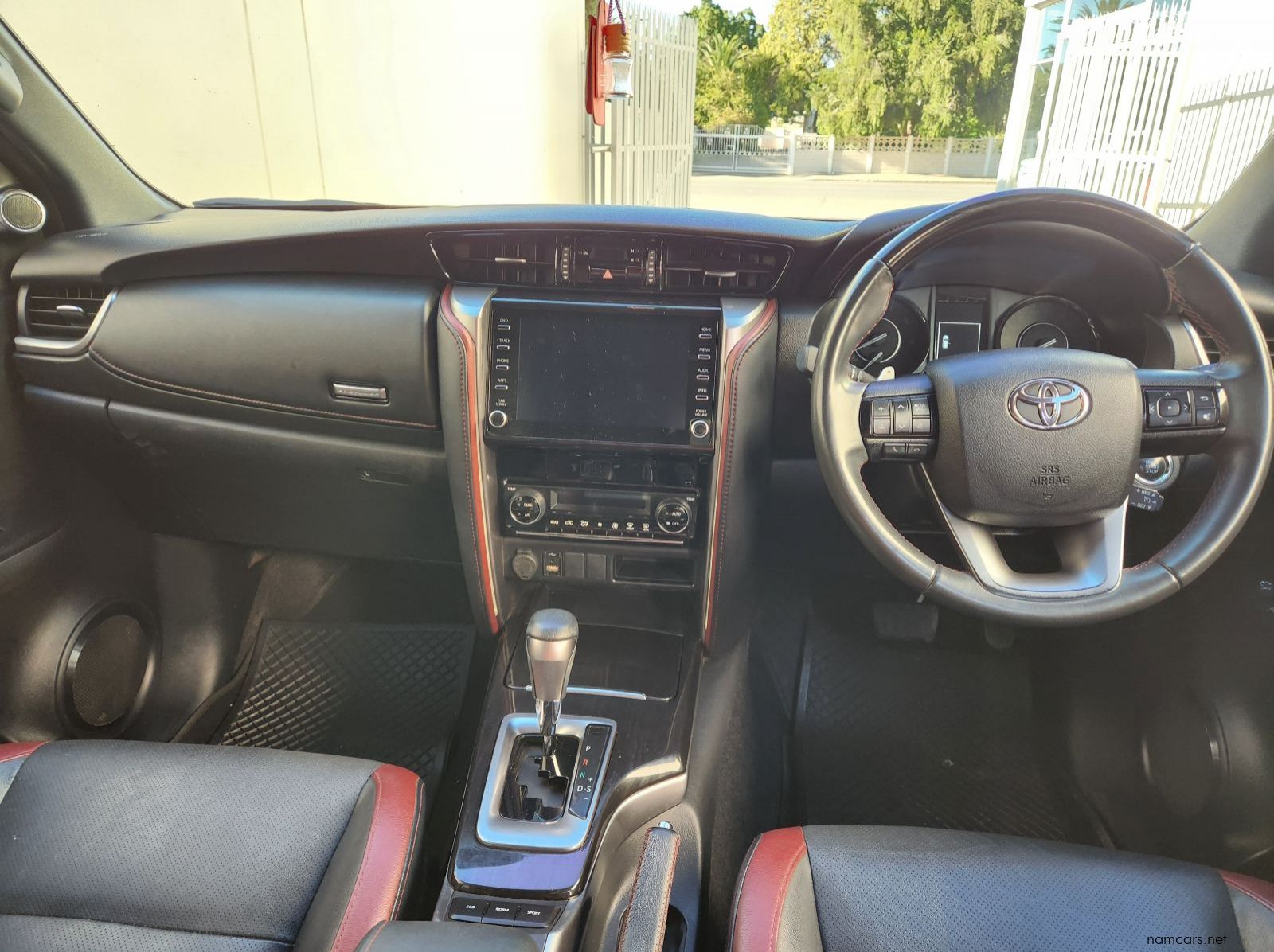 2023 Toyota Fortuner 2.8GD6 4x2 AT pictures