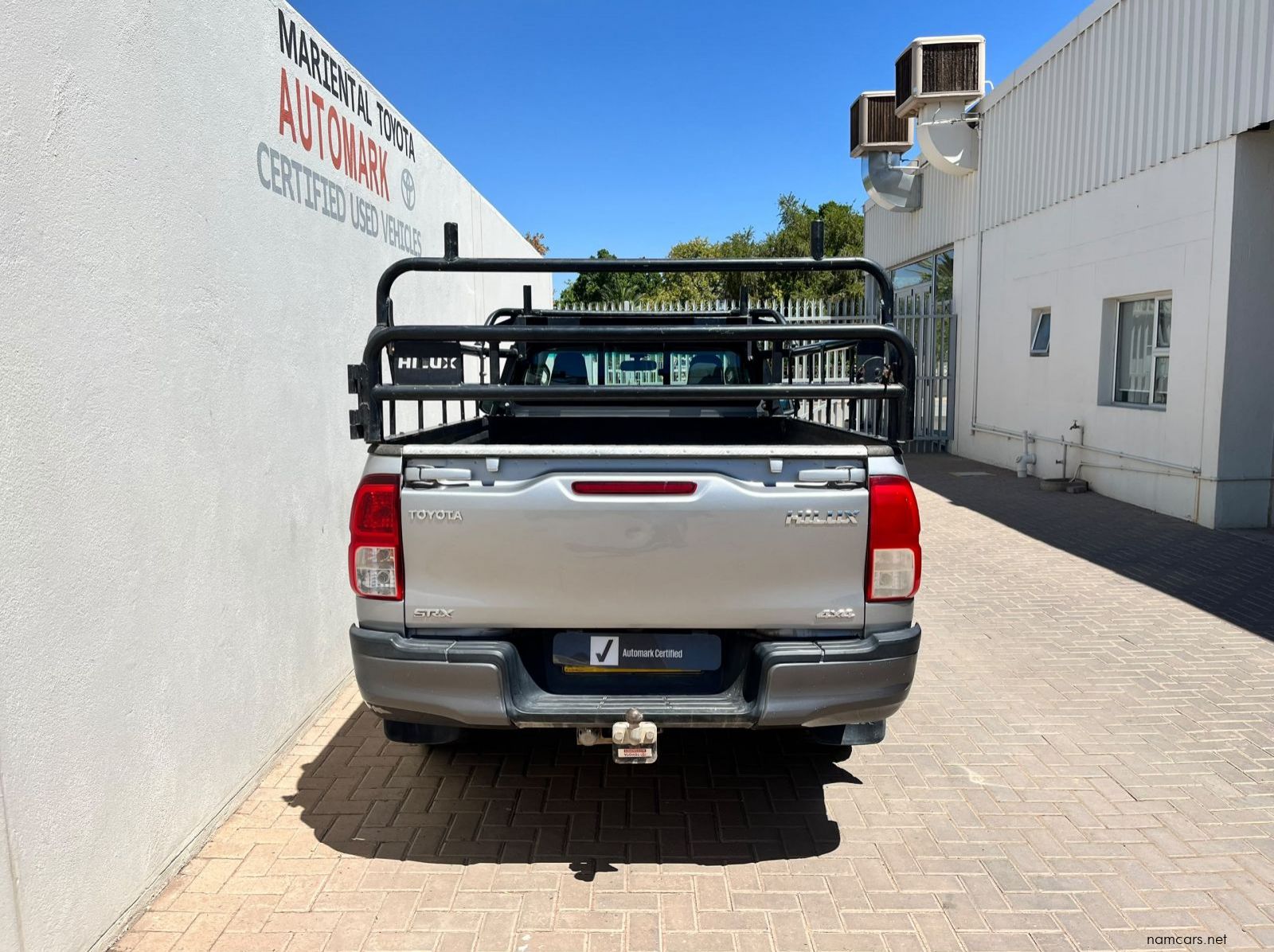 2018 Toyota Hilux SC 2.4GD6 4x4 SRX MT pictures