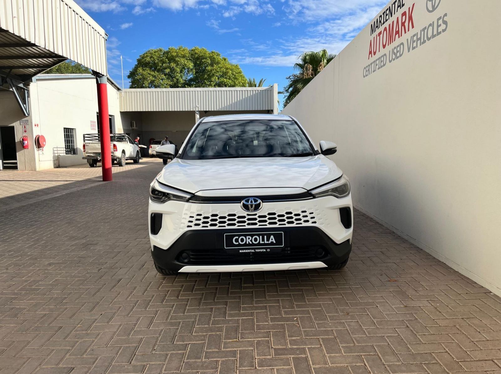 2026 Toyota Corolla Cross Xi pictures