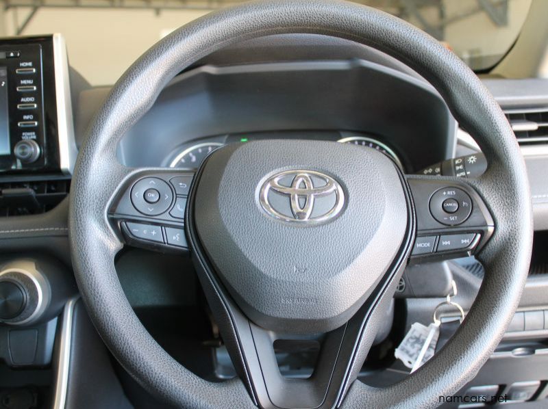 2019 Toyota RAV4 2.0 GX CVT pictures