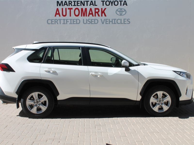 2019 Toyota RAV4 2.0 GX CVT pictures