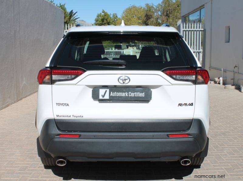 2019 Toyota RAV4 2.0 GX CVT pictures