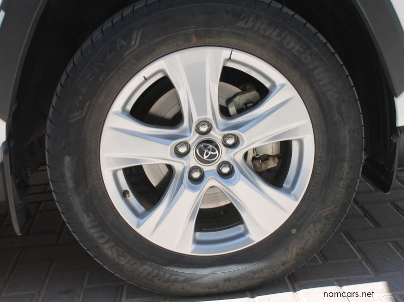 2019 Toyota RAV4 2.0 GX CVT pictures