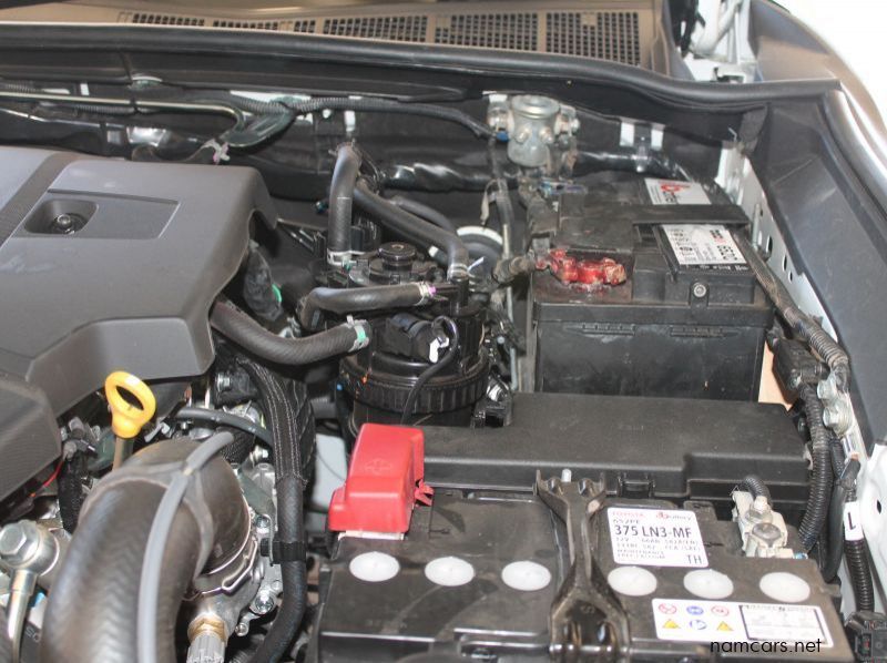 2023 Toyota 2023 Hilux DC 2.8GD6 4x2 Legend MT pictures
