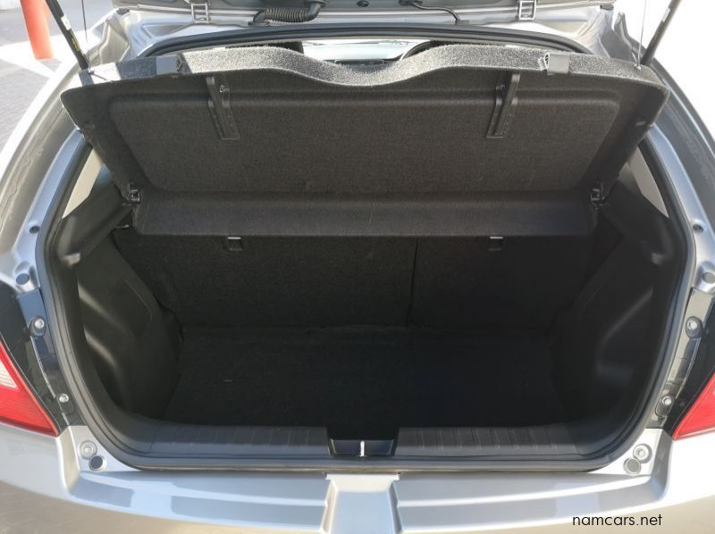 2020 Toyota STARLET 1.4 XS pictures