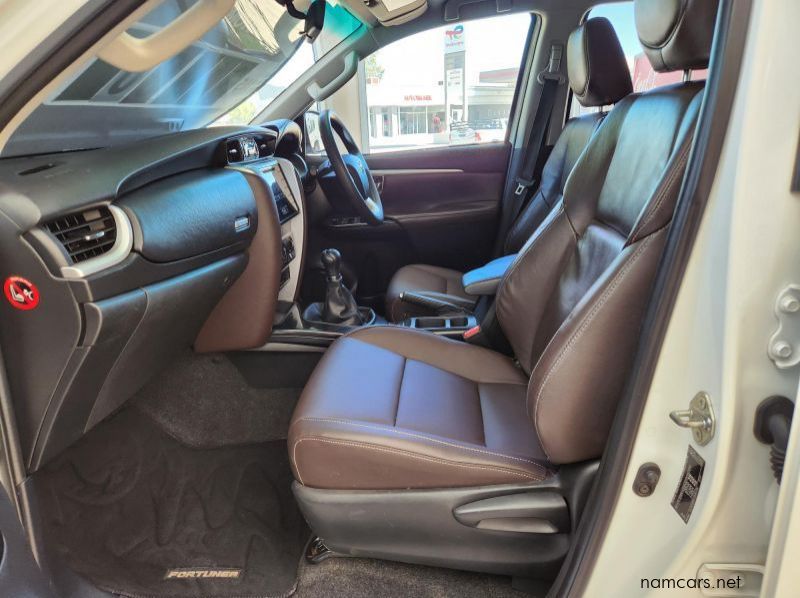 2017 Toyota Fortuner 2.4GD6 4x2 Manual pictures
