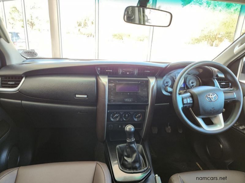 2017 Toyota Fortuner 2.4GD6 4x2 Manual pictures