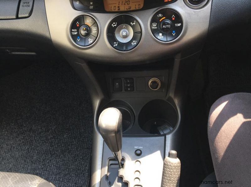 2012 Toyota Rav4 2.0 Petrol VX AWD AT pictures