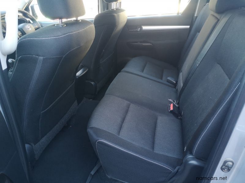 2017 Toyota Hilux DC 2.8GD6 4x4 Raider MT pictures