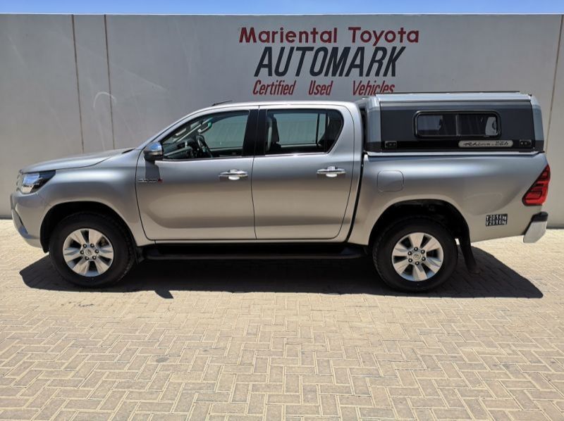 2017 Toyota Hilux DC 2.8GD6 4x4 Raider MT pictures