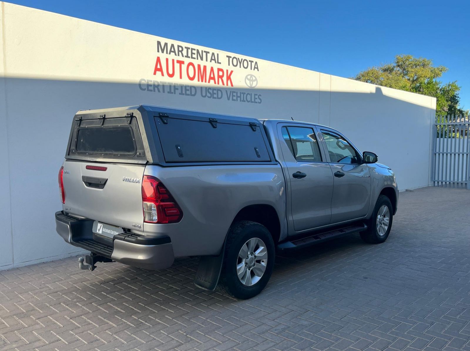 2018 Toyota Toyota Hilux 2.4 4x4 SRX DC MT pictures