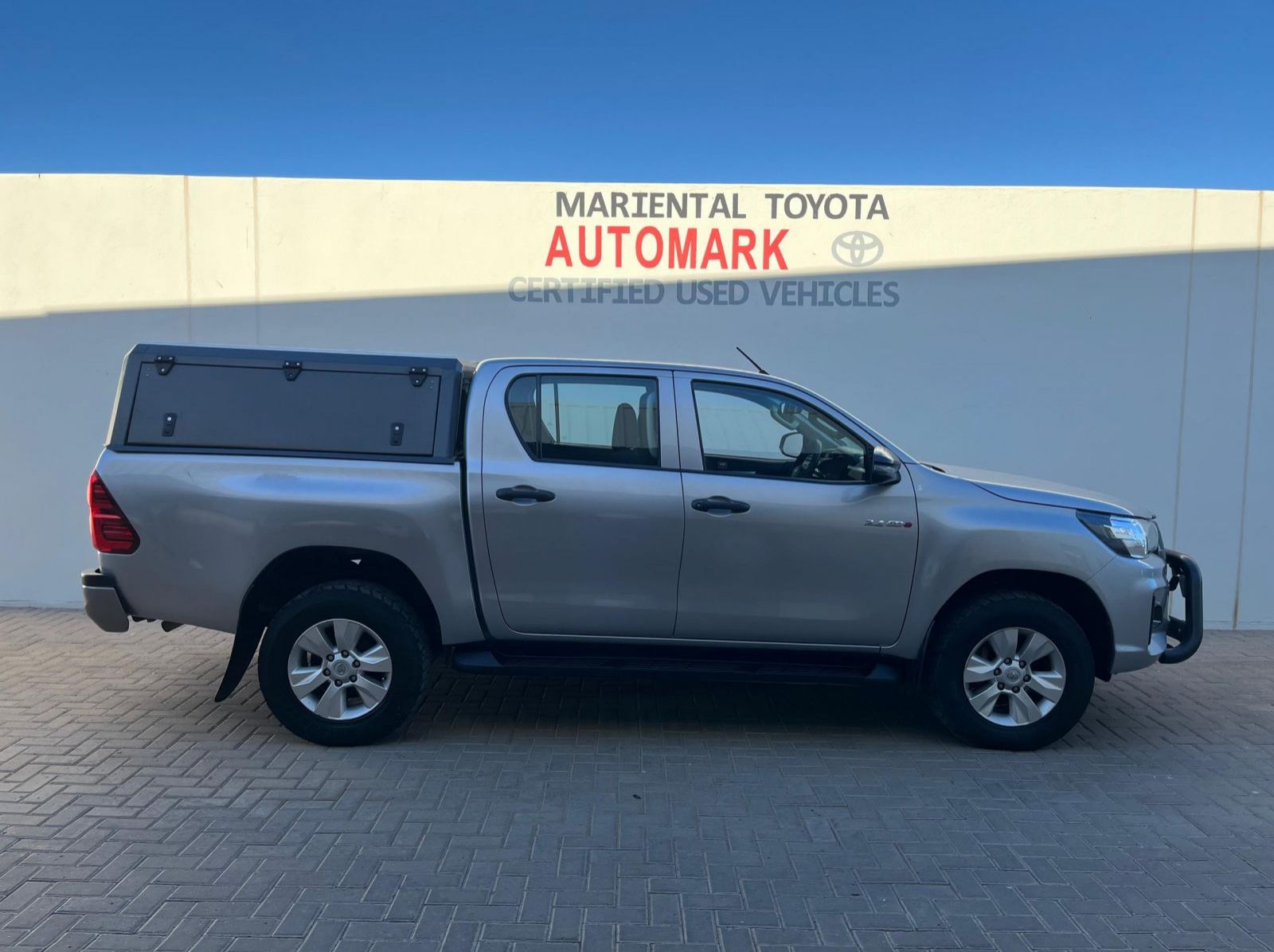 2018 Toyota Toyota Hilux 2.4 4x4 SRX DC MT pictures