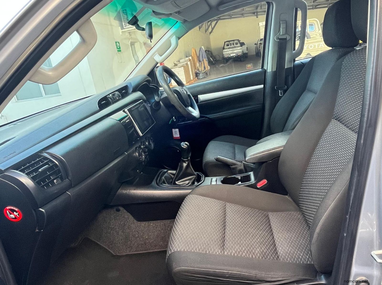 2018 Toyota Toyota Hilux 2.4 4x4 SRX DC MT pictures
