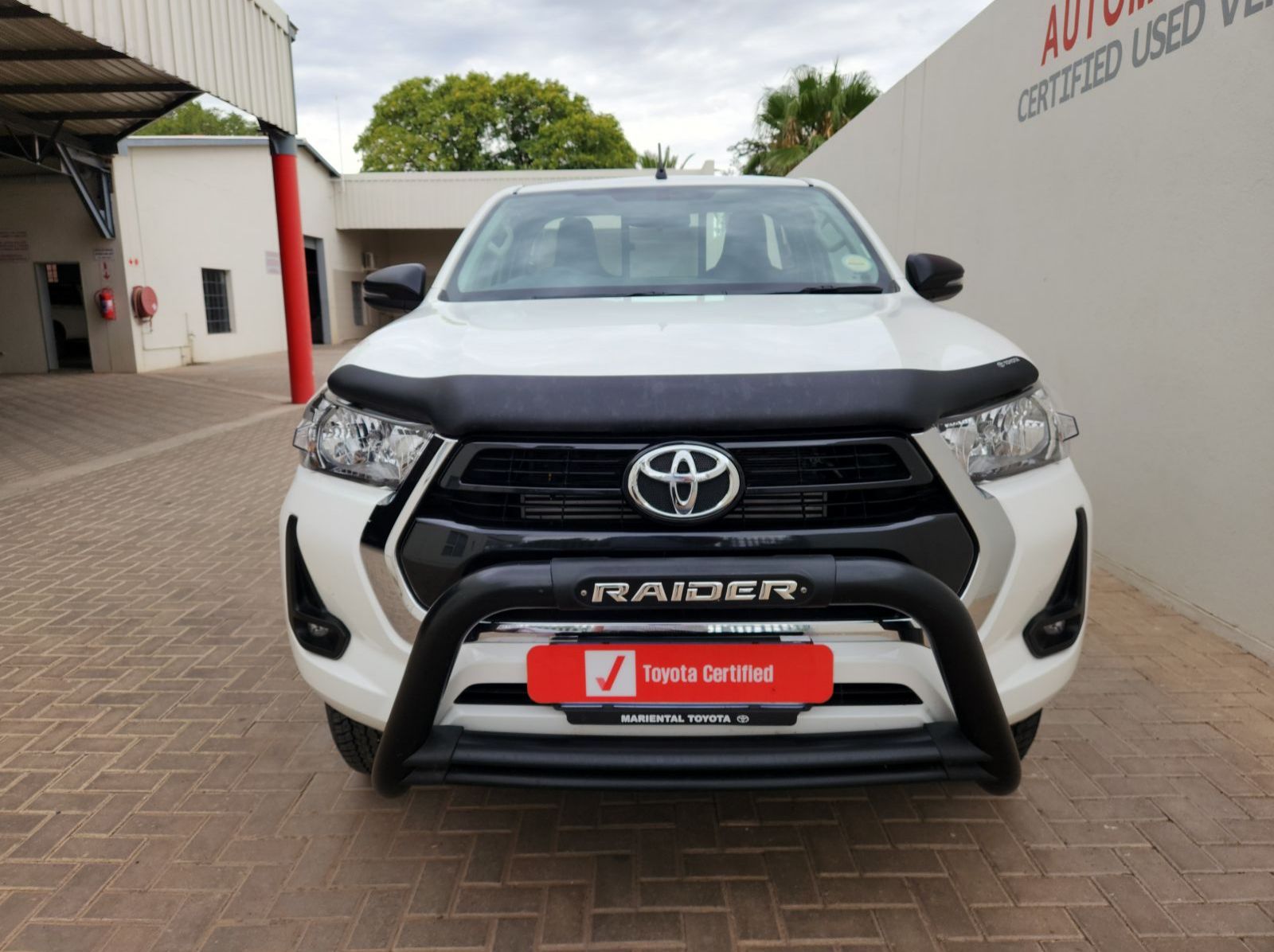 2025 Toyota Hilux 2.4GD6 4x4 Raider MT pictures