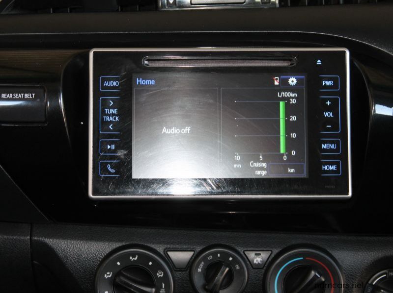 2019 Toyota 2019 Hilux DC 2.4GD6 4x4 SRX AT pictures