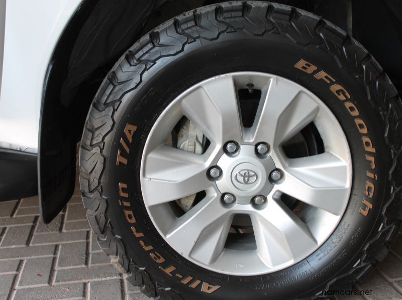 2019 Toyota 2019 Hilux DC 2.4GD6 4x4 SRX AT pictures