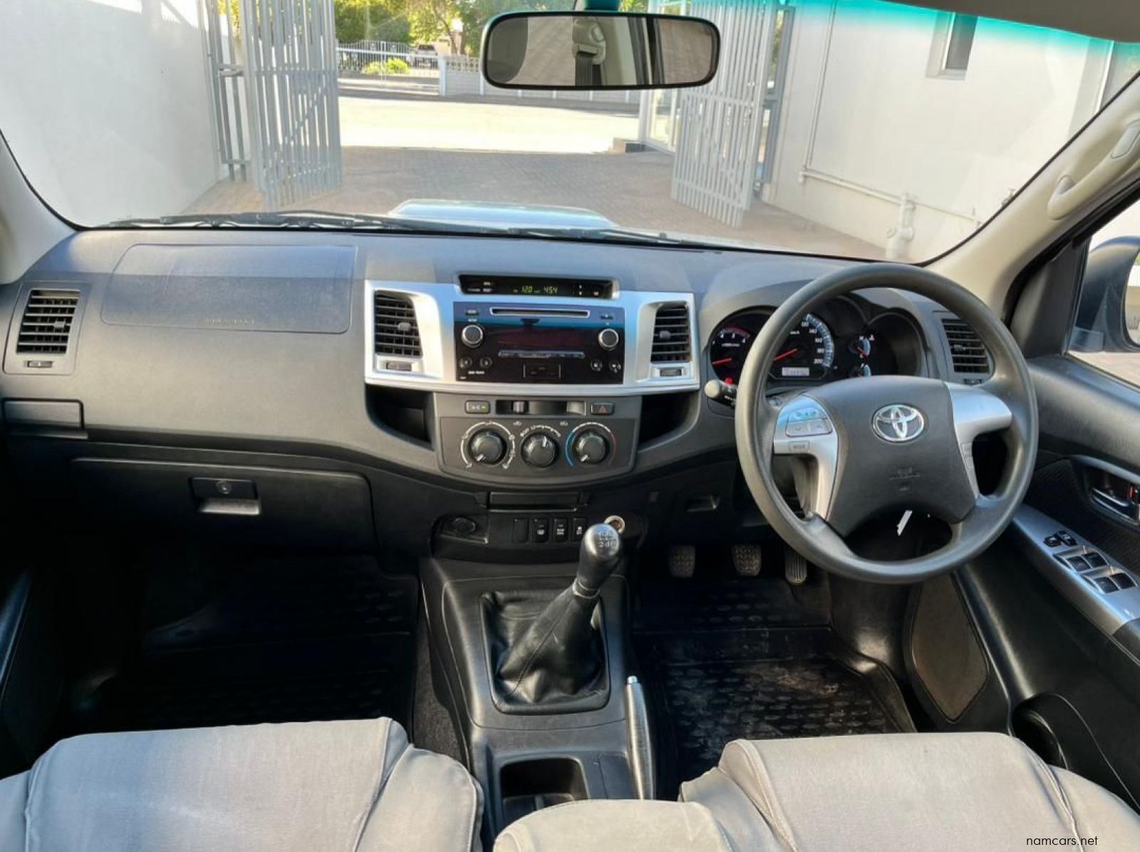 2014 Toyota Toyota Fortuner  2.5 D-4D RB pictures