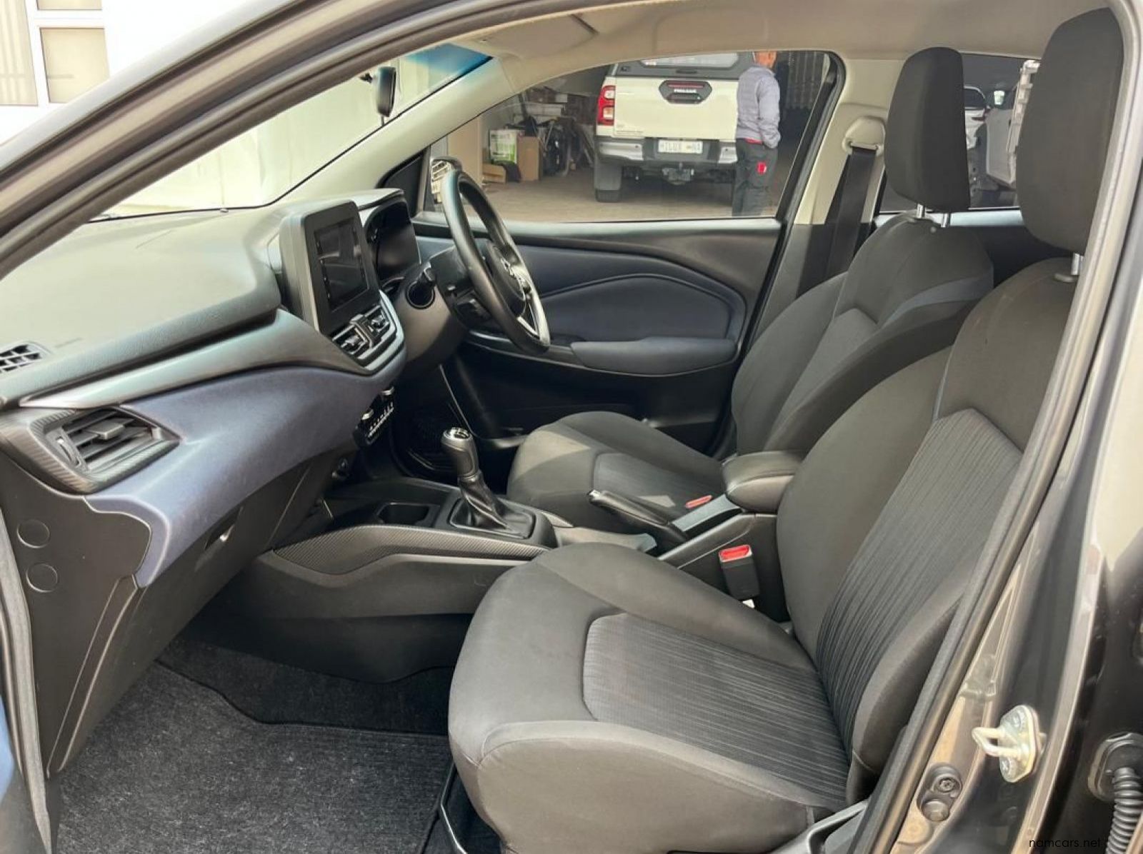 2023 Toyota Starlet 1.5L Xi MT pictures