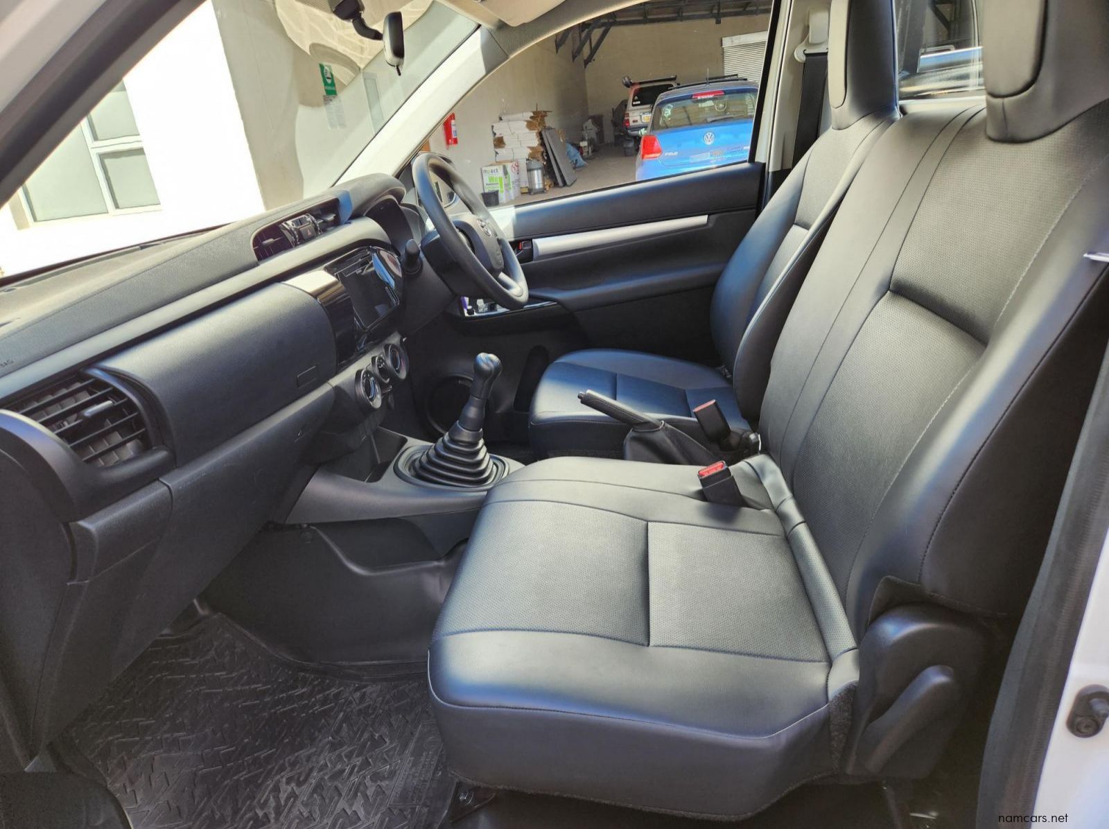 2024 Toyota Hilux SC 2.4GD 5MT with A/C pictures