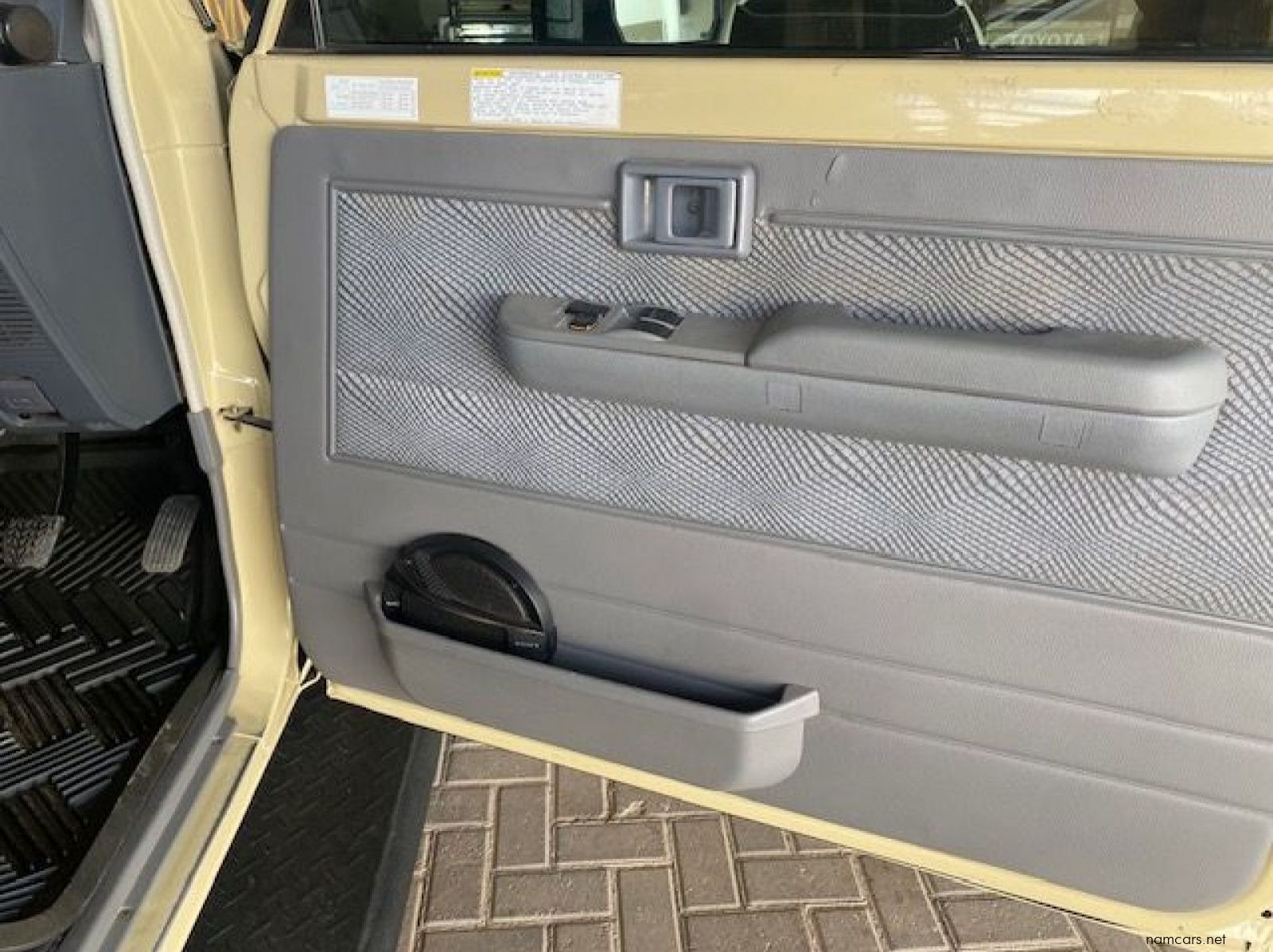 2015 Toyota LAND CRUISER 2015 4.5 V 8 pictures