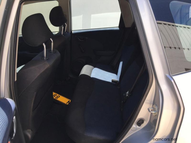 2012 Honda Jazz 1.3 Trend pictures