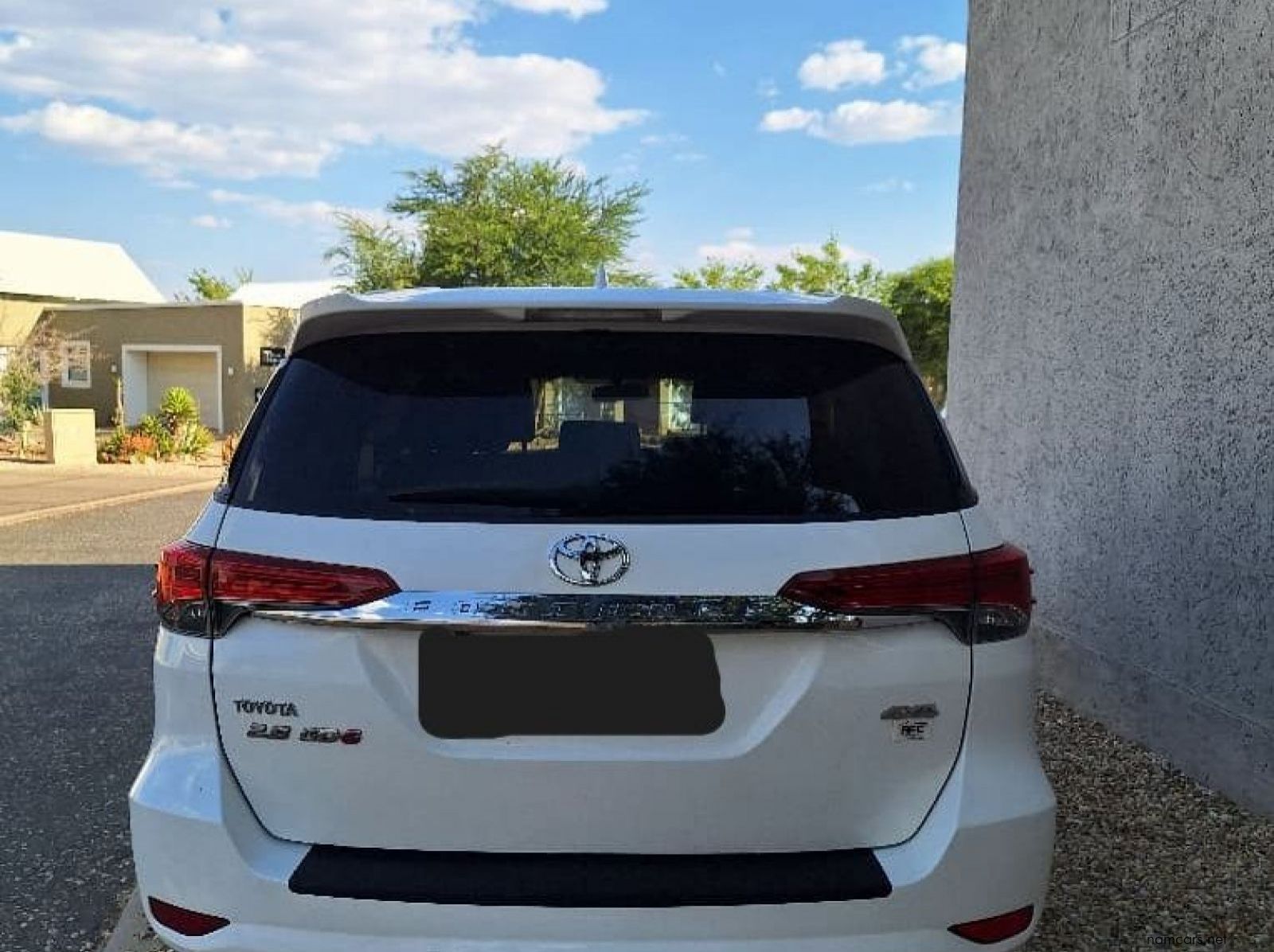 2017 Toyota Fortuner 2.8 GD-6 4X4 6AT pictures