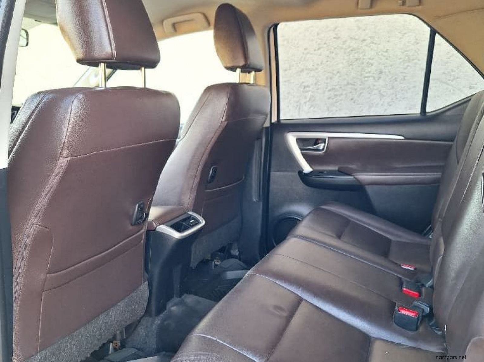 2017 Toyota Fortuner 2.8 GD-6 4X4 6AT pictures