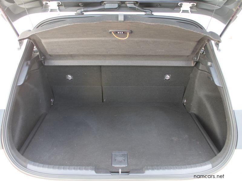 2019 Toyota 2019 Corolla HB 1.2T XS Petrol pictures