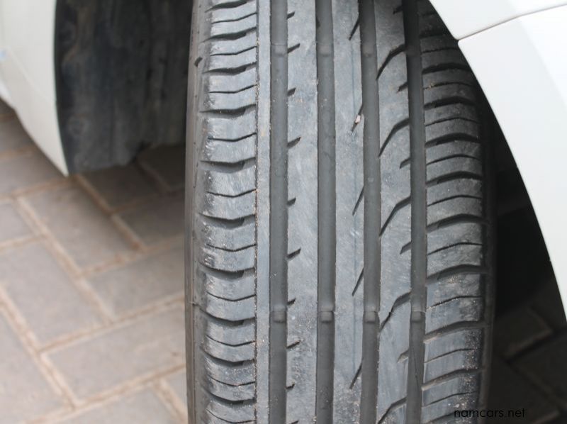 2019 Toyota 2019 Corolla HB 1.2T XS Petrol pictures