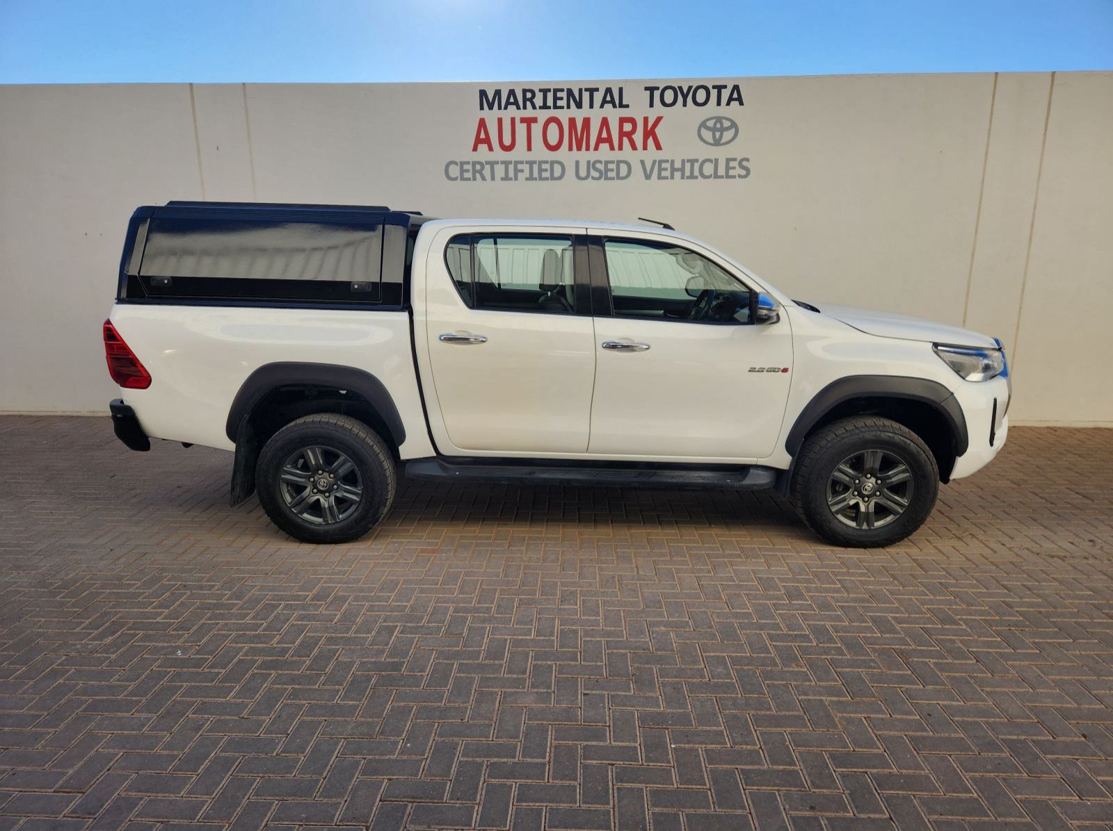 2021 Toyota Hilux DC 2.8GD6 4x4 Raider AT pictures