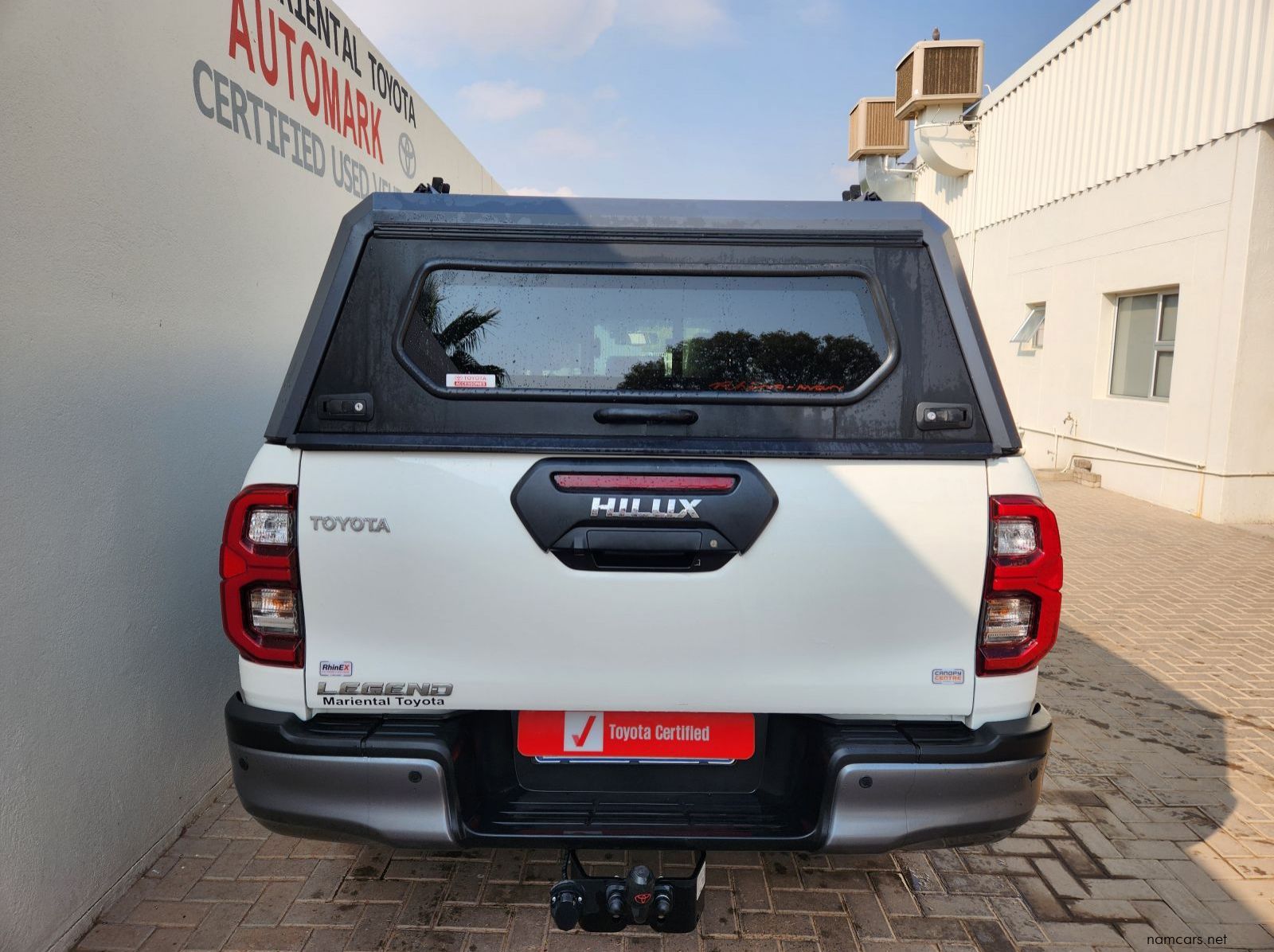 2025 Toyota Hilux DC 2.8GD6 4x2 Legend Automatic pictures