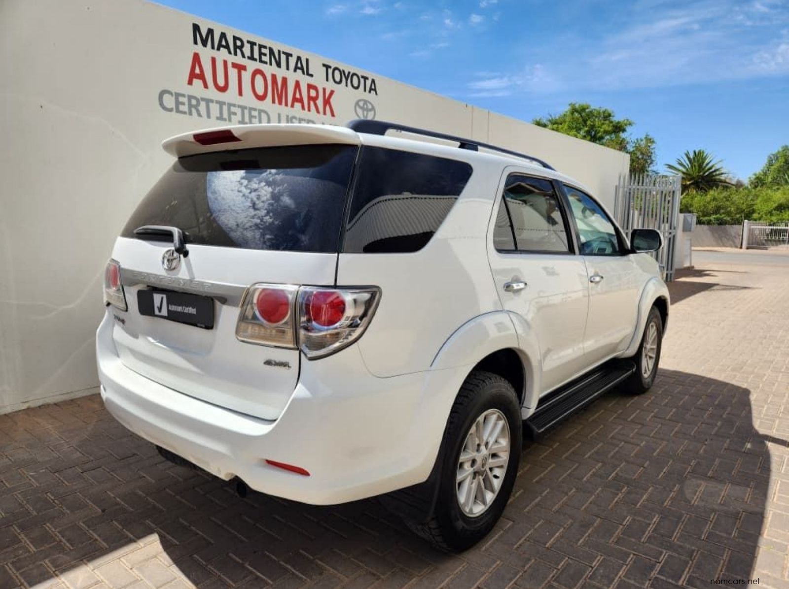 2013 Toyota Fortuner 3.0 D-4D 4X4 pictures
