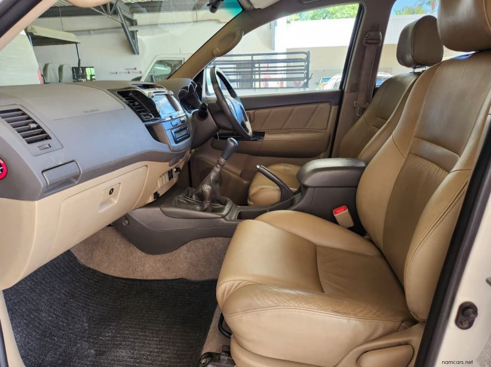 2013 Toyota Fortuner 3.0 D-4D 4X4 pictures