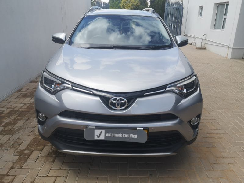 2017 Toyota RAV4 2.5 VX pictures