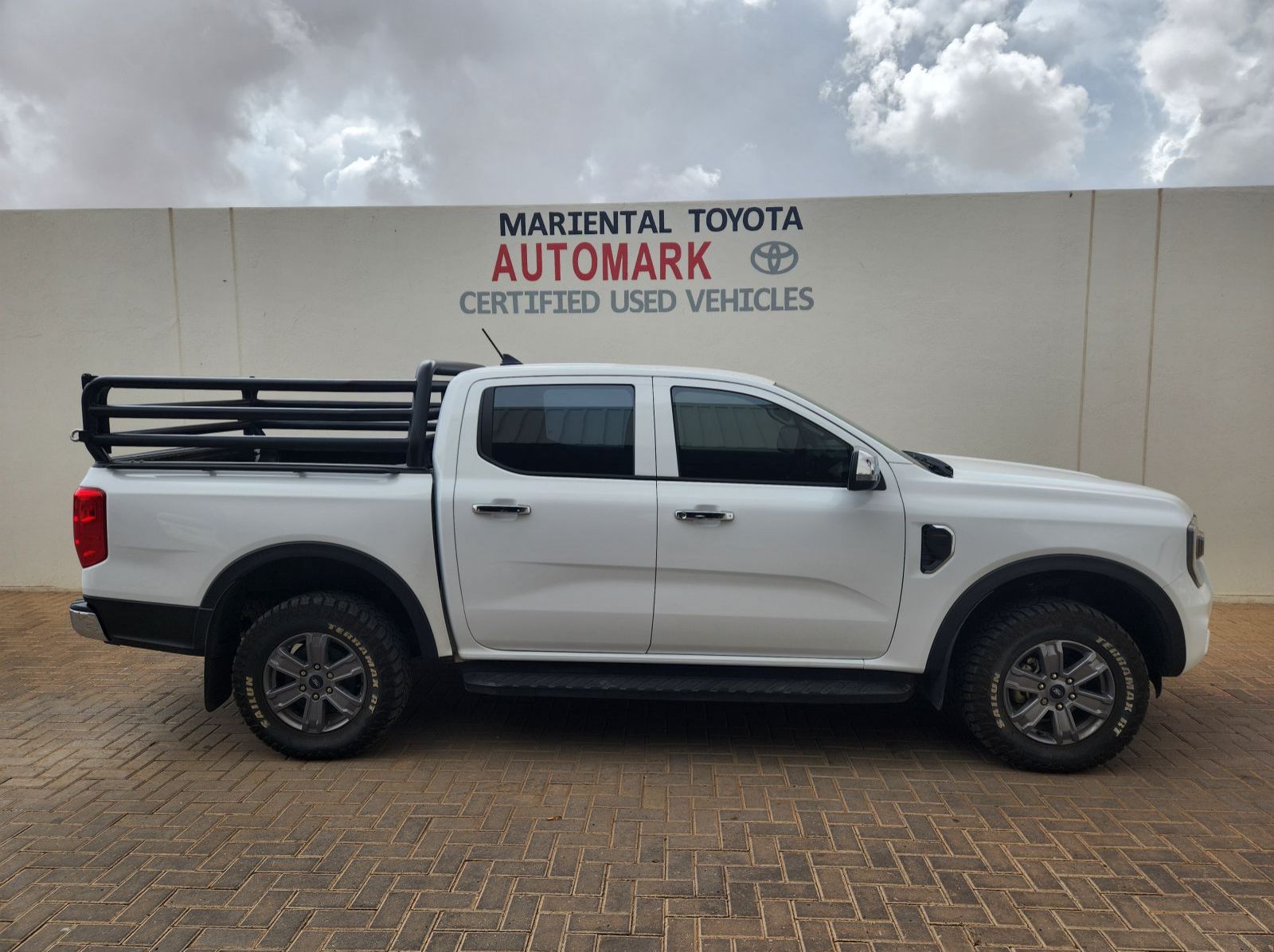 2023 Ford Ranger DC 2.0 XL 4x4 MT pictures