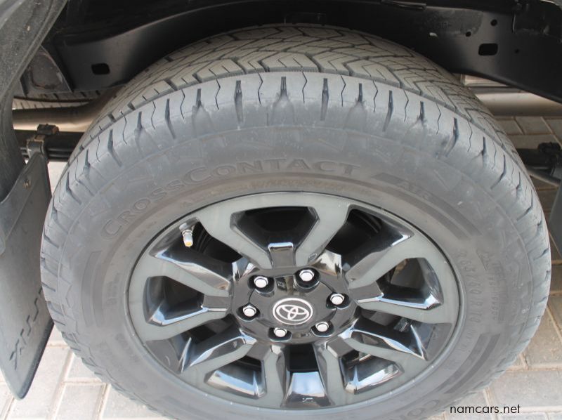 2023 Toyota Hilux DC 2.8GD6 4x2 Legend AT pictures